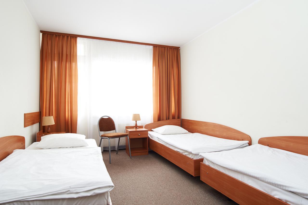 Obiekt Hotelarski Patron Warschau Zimmer foto