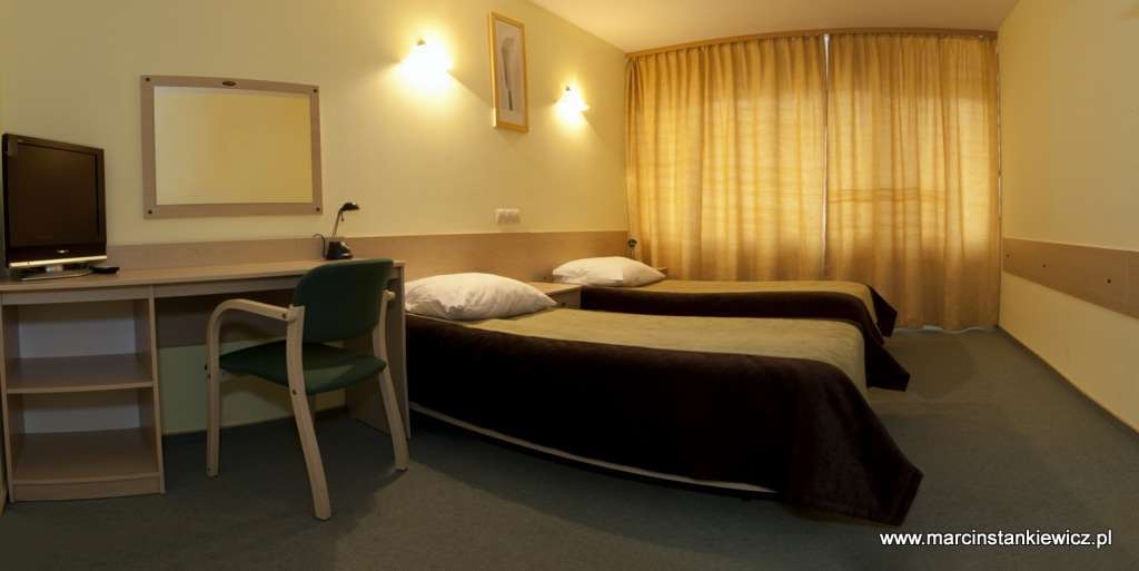 Obiekt Hotelarski Patron Warschau Zimmer foto